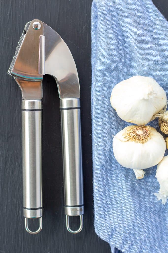 How to Peel and Mince GARLIC, Garlic Press Review