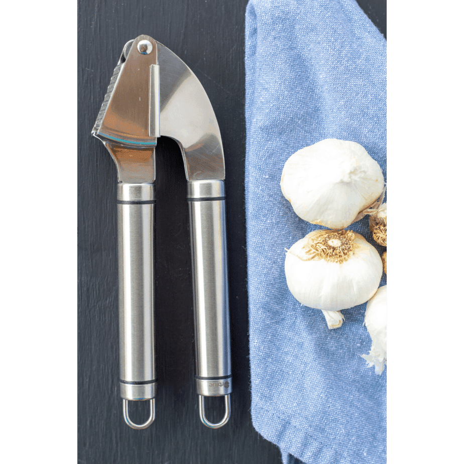 The Pros and Cons of Using a Garlic Press Salty Lemon Sister