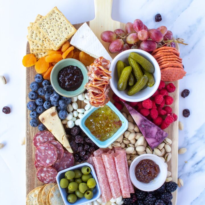 How to Make a Charcuterie Board